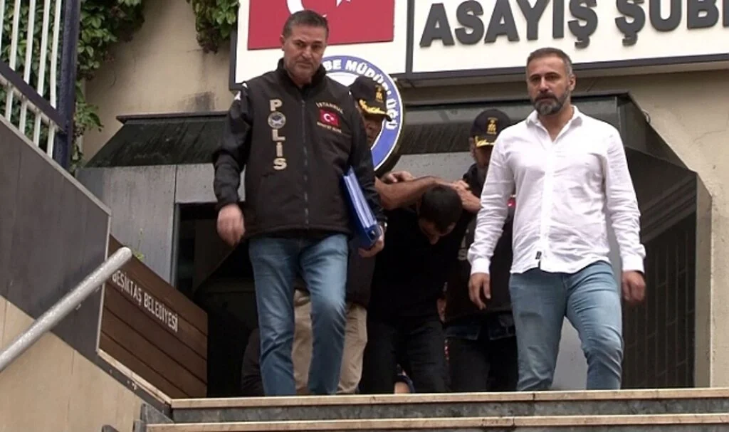 3 kişiyi öldürüp 2’si polis 4 kişiyi yaralayan Güven Güler adliyeye sevk edildi