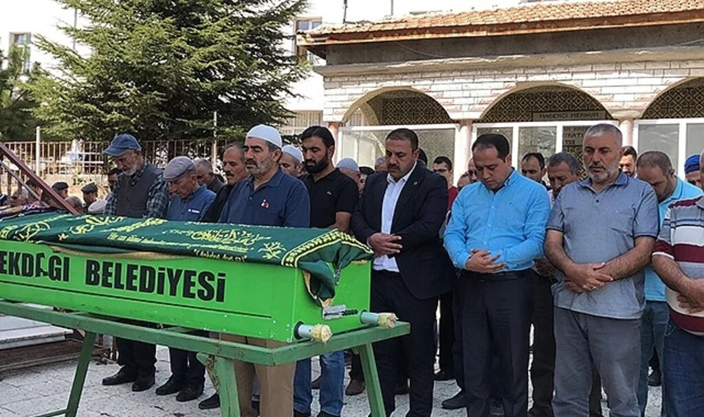 4 ay önce evlendiği kocası tarafından öldürüldü