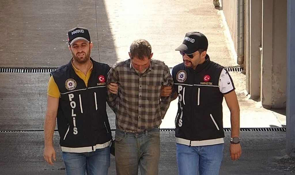 Adana'da 104 kilo 750 gram esrar ele geçirildi
