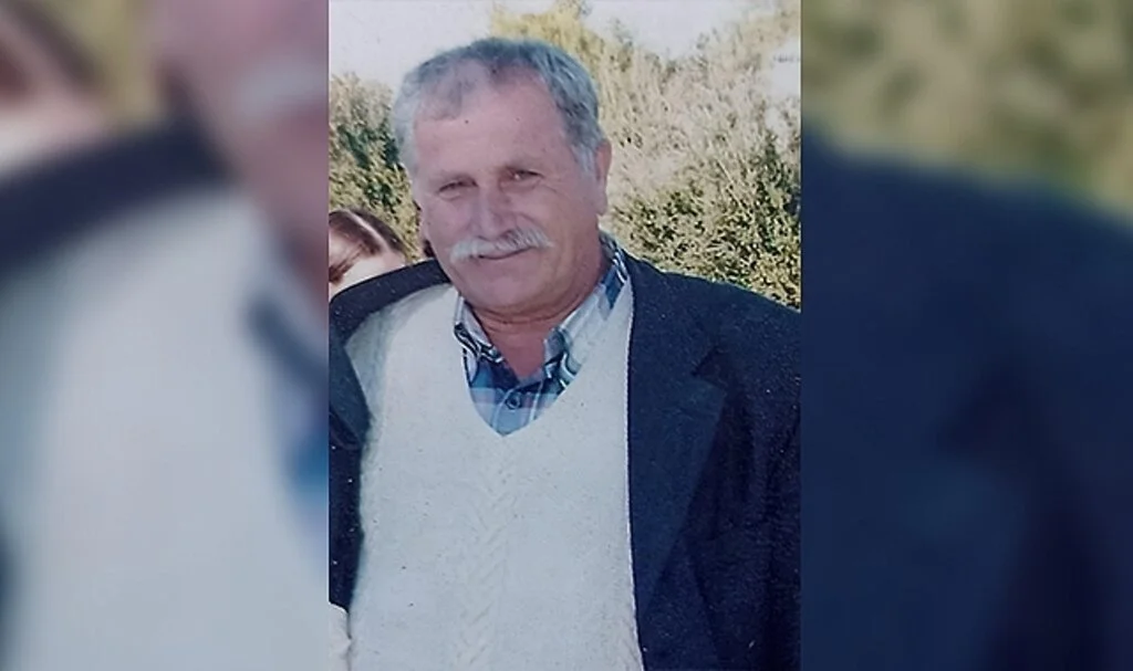 Ağaçtan düşerek hayatını kaybetti