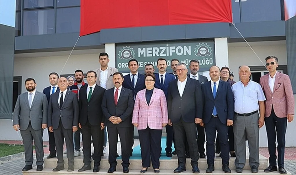 Aile ve Sosyal Hizmetler Bakanı Derya Yanık Amasya'da