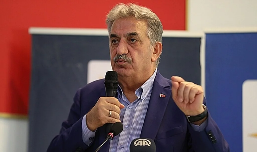 AK Parti Genel Başkan Yardımcısı Hayati Yazıcı, Rize'de partililerle bir araya geldi