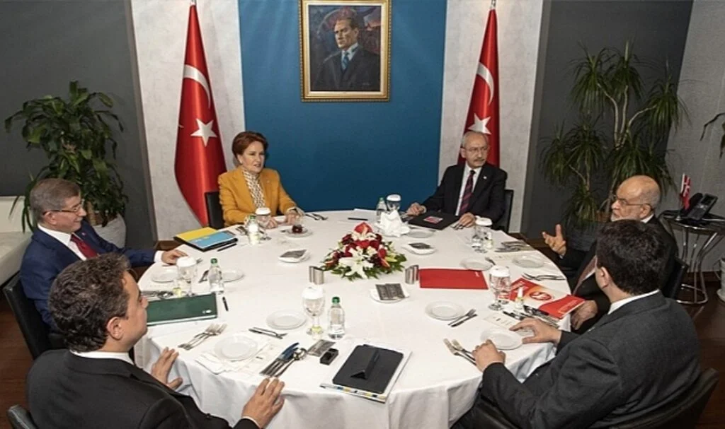 Altılı masada ikinci tur görüşmeleri başlıyor:  Cumhurbaşkanı adayının nitelikleri, partisiyle bağı ve halka vereceği sözler görüşülecek