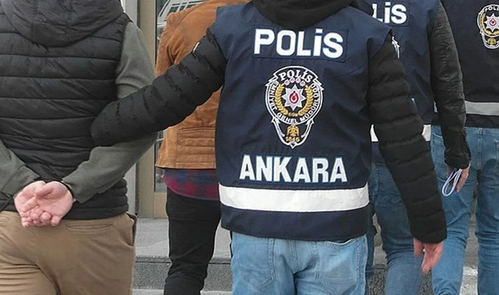 Ankara'da FETÖ soruşturması kapsamında 15 şüpheli hakkında gözaltı kararı verildi