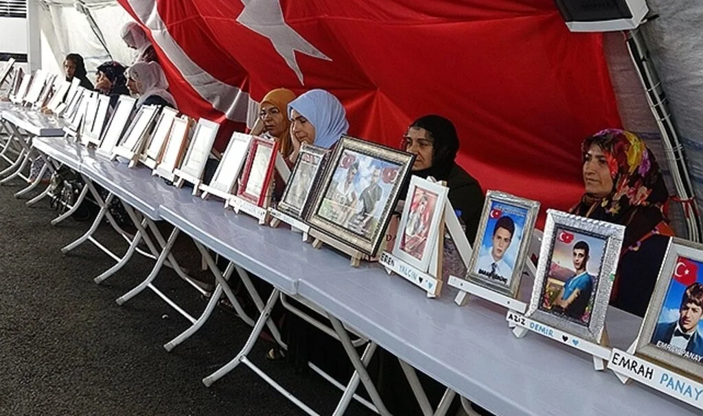 Annelerin direnişi bin 103'üncü gününde