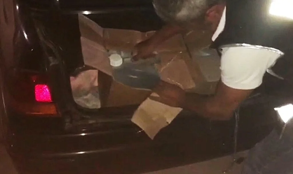 Araçtan 60 litre sahte alkol çıktı