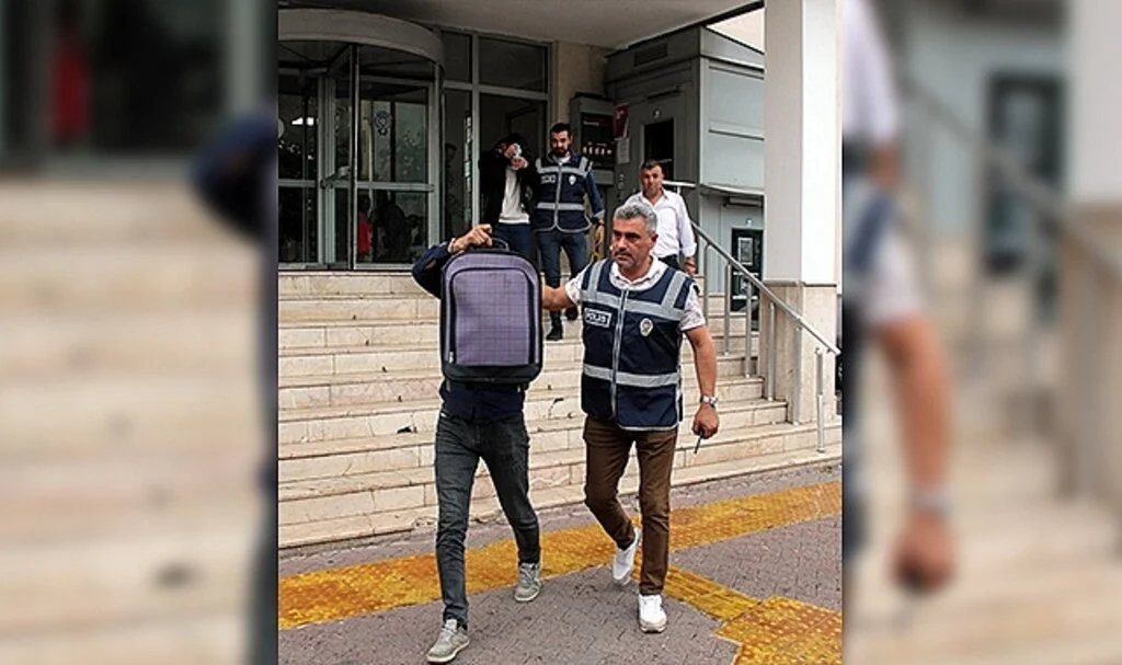 Aranan 17 kişi yakalandı