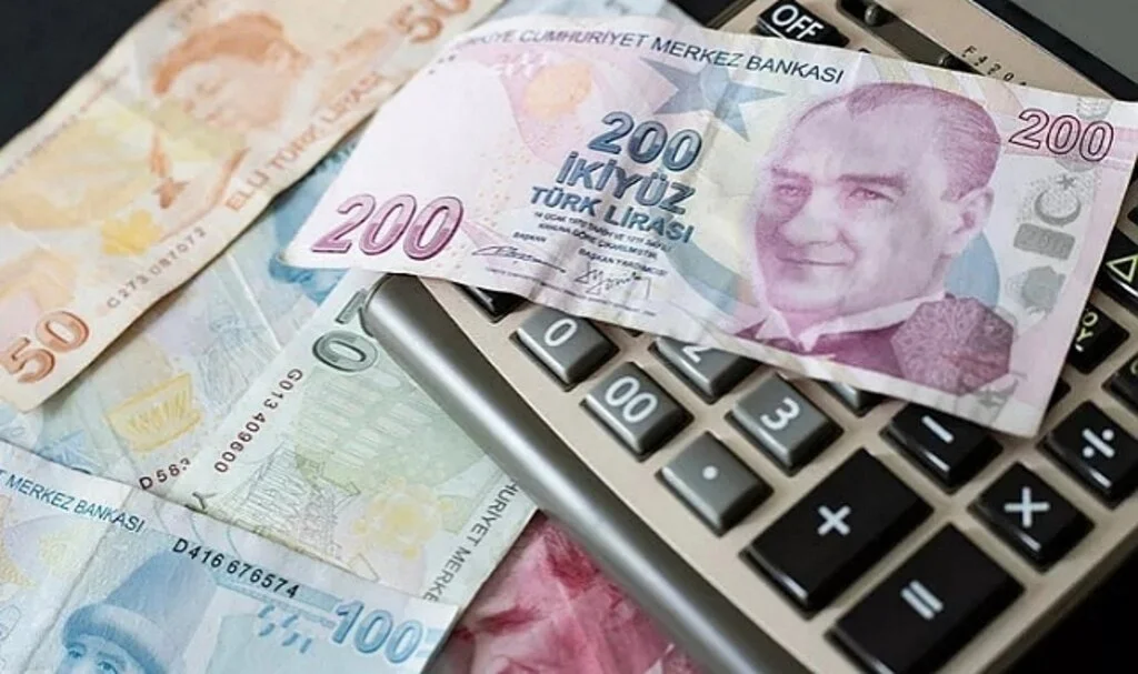 Asgari ücret için çok konuşulacak zam iddiası: Yüzde 80 zam ile 9 bin 900 TL olacak…