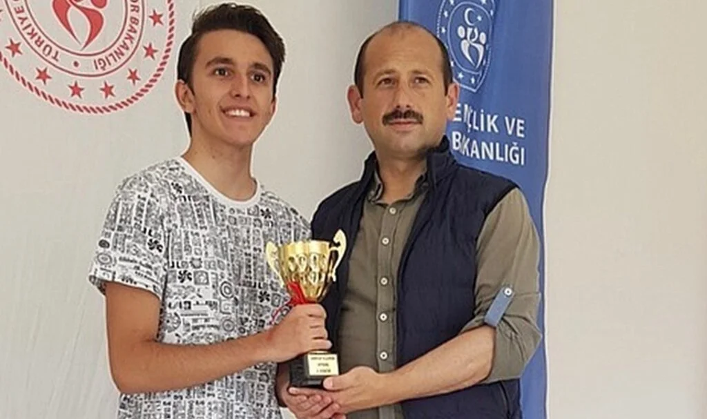 Atakum'dan 10 madalya iki kupa