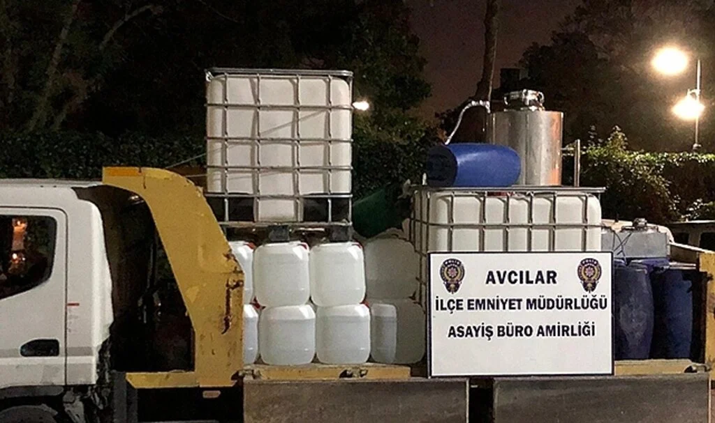  Avcılar’da kaçak alkol imalatı yapan şüpheli şahıs yakalandı