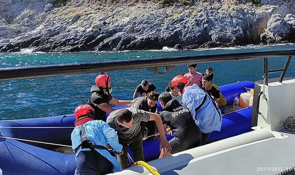 Aydın’da 47 düzensiz göçmen kurtarıldı