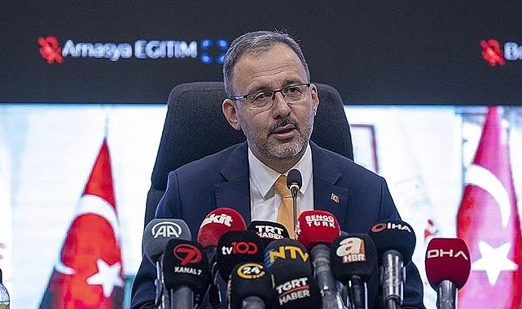 Bakan Kasapoğlu: (KYK) Tarihimizin en yüksek yerleştirme oranını yüzde 80 ile gerçekleştirdik