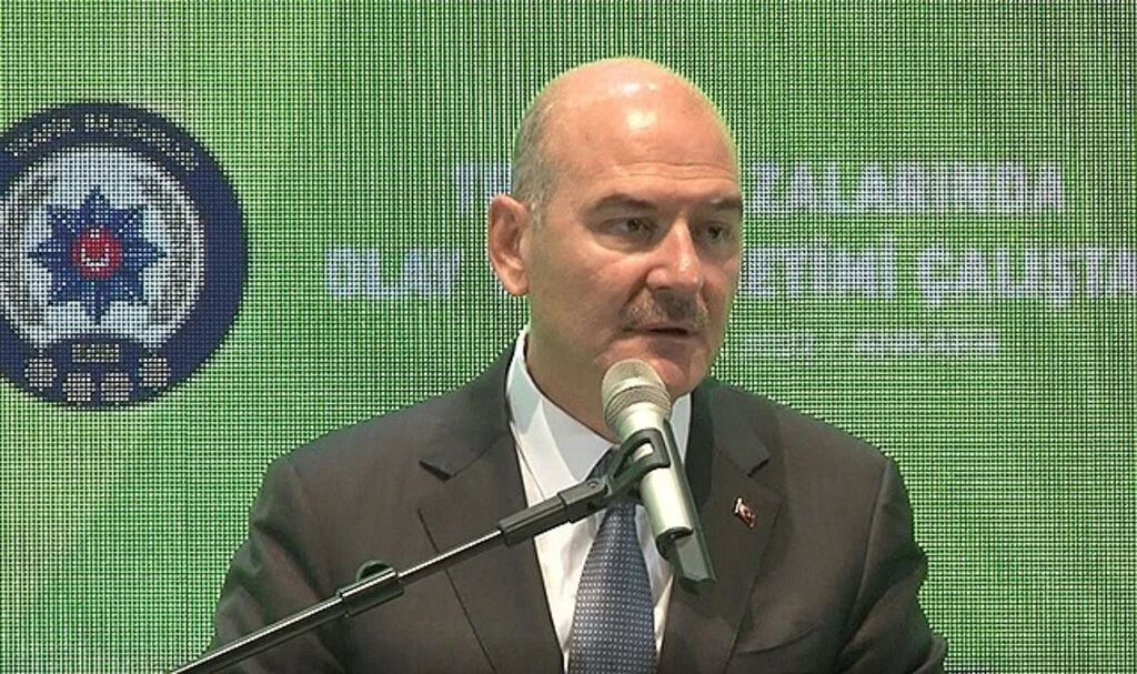 Bakan Soylu: “Trafik teröründe de dünyada son on yılda, ‘can kayıplarını yüzde elli azaltma hedefini tutturan’ iki ülkeden biriyiz”