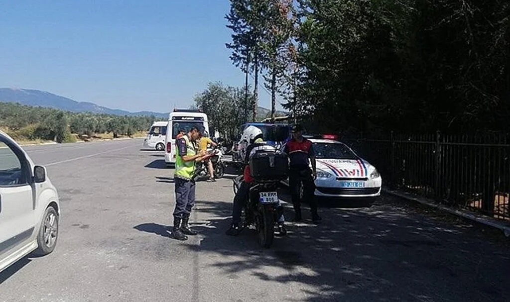 Balıkesir'de 163 aranan şahıs yakalandı