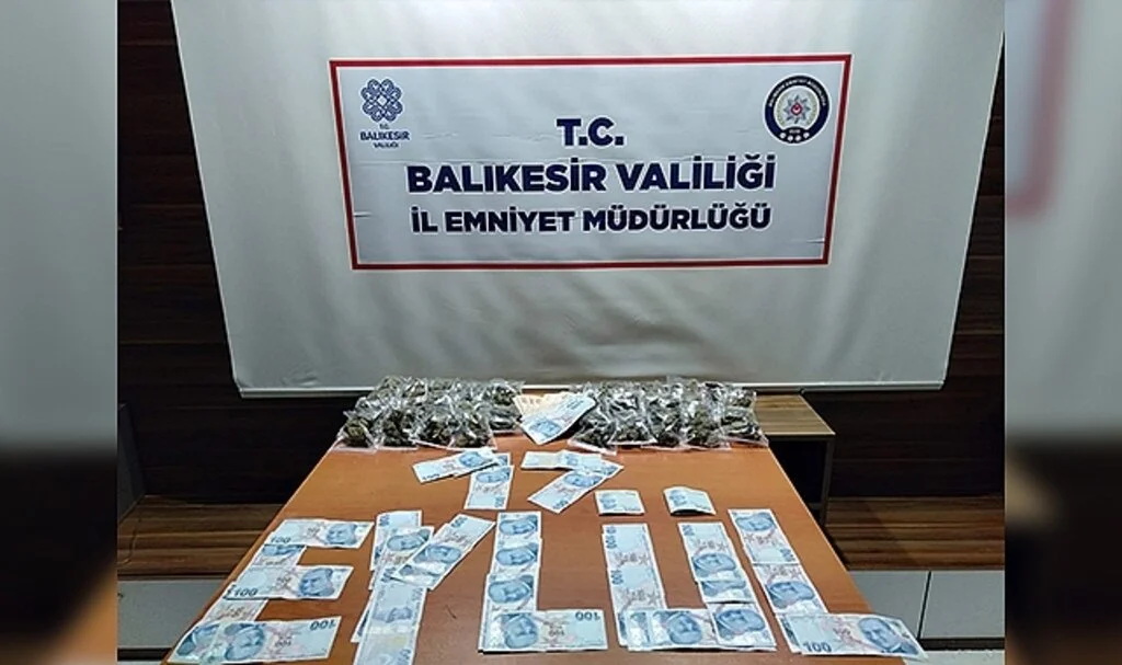Bandırma'da 16 yıl hapis cezasıyla aranan şahıs yakalandı