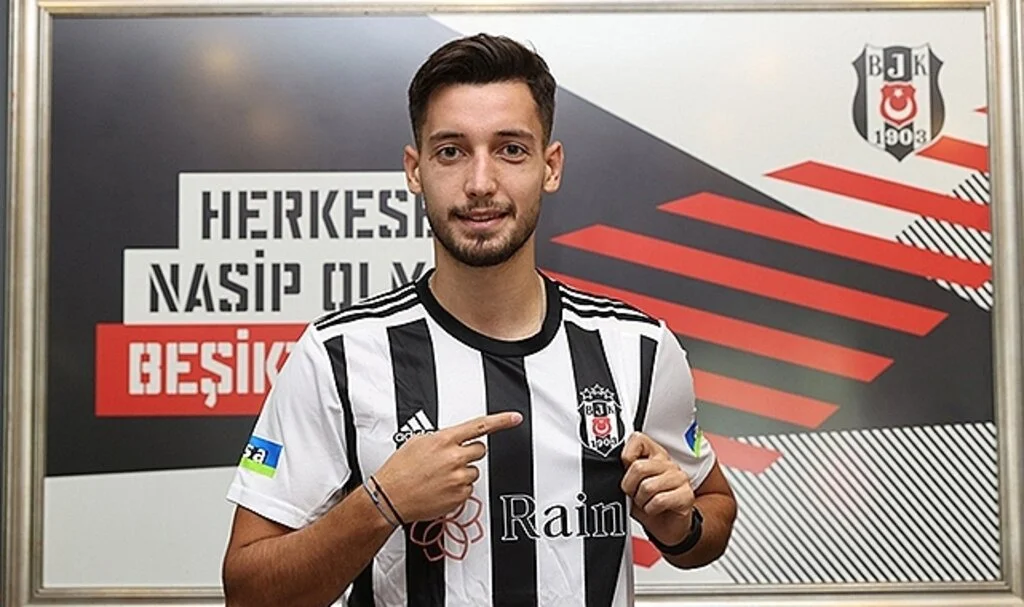 Beşiktaş'ın yeni transferi Tayyip Talha Sanuç forma için iddialı