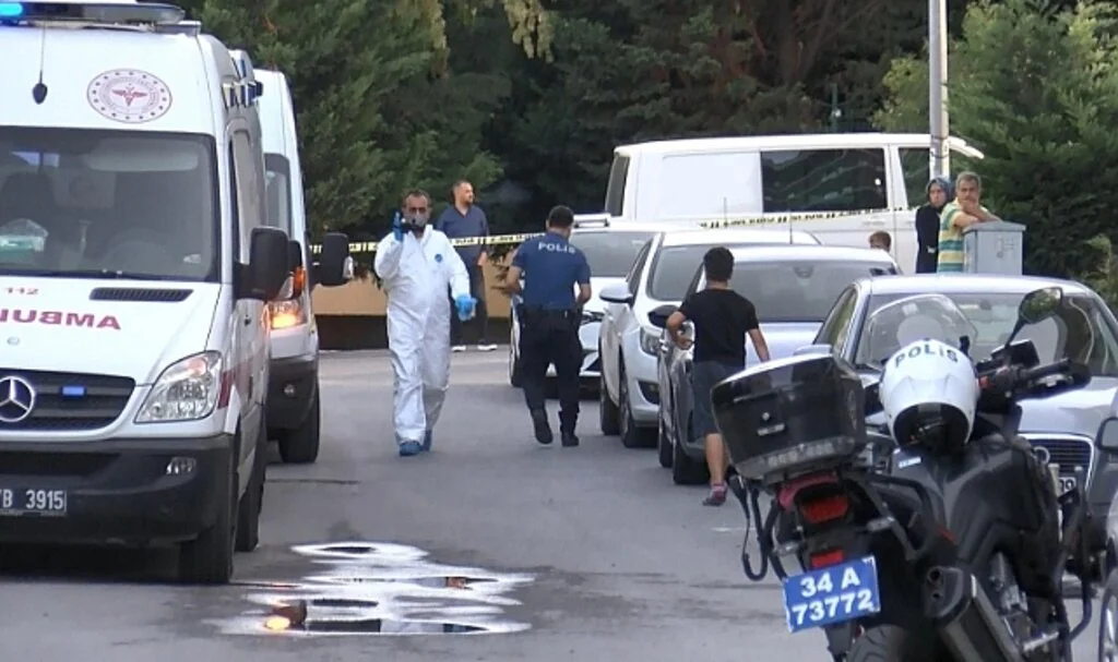 Beylikdüzü’nde korkunç cinayet: Kızını odaya kilitledi, karısını ve baldızını öldürdü