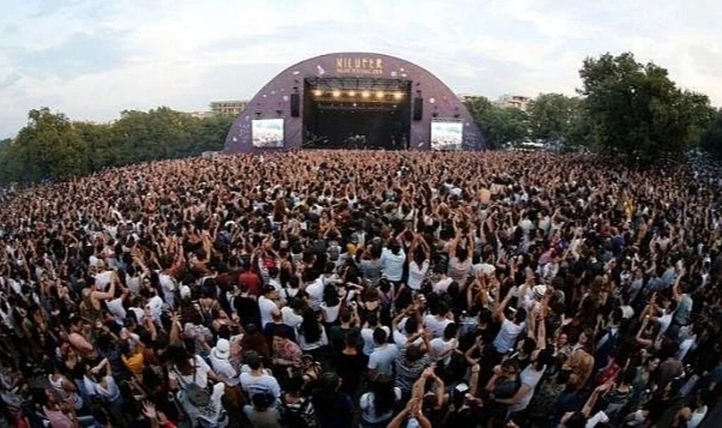 Bir festivale daha yasak getirildi: Nilüfer Müzik Festivali'nde konaklama ve içki satışı iptal edildi