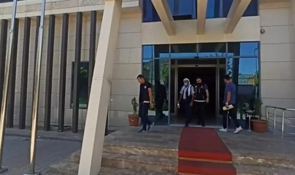 Bismil’de silah ve uyuşturucu madde ele geçirildi