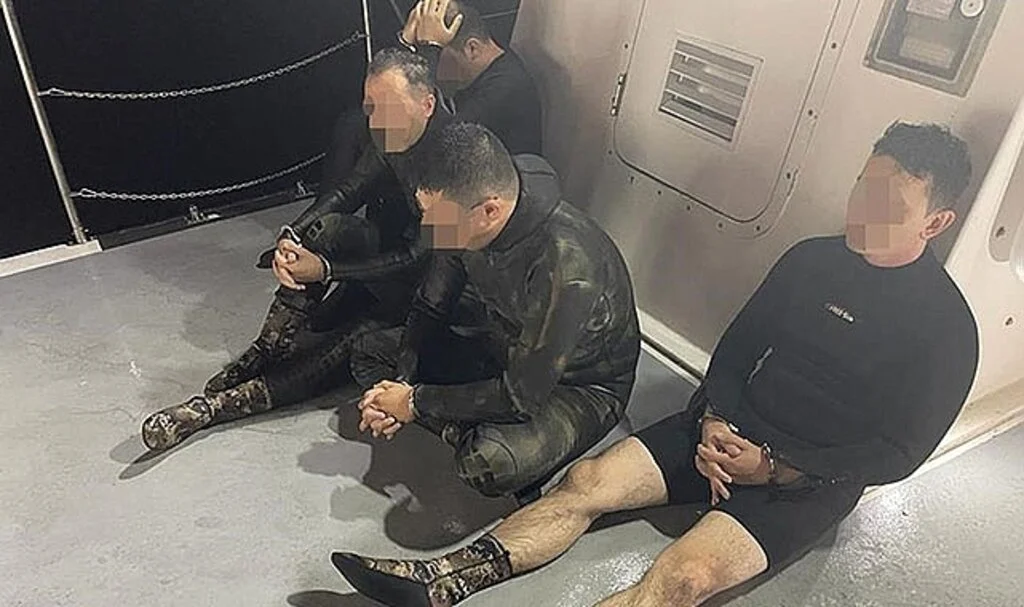 Bodrum'da FETÖ'den ihraç edilen 4 eski asker yurt dışına yüzerek kaçmaya çalışırken yakalandı