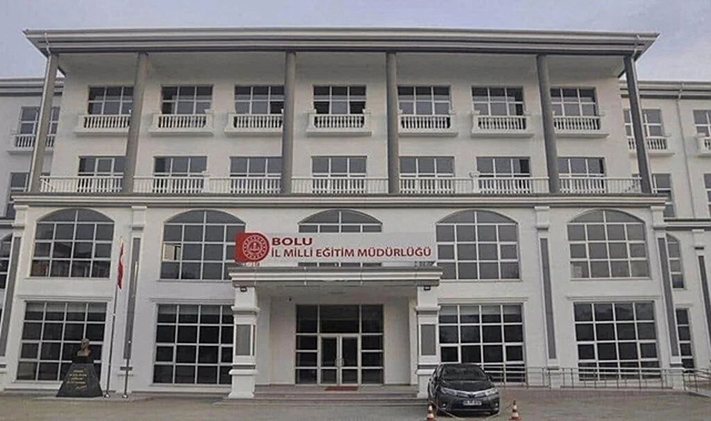 Bolu'da okul müdüründen veliye darp iddiasına soruşturma