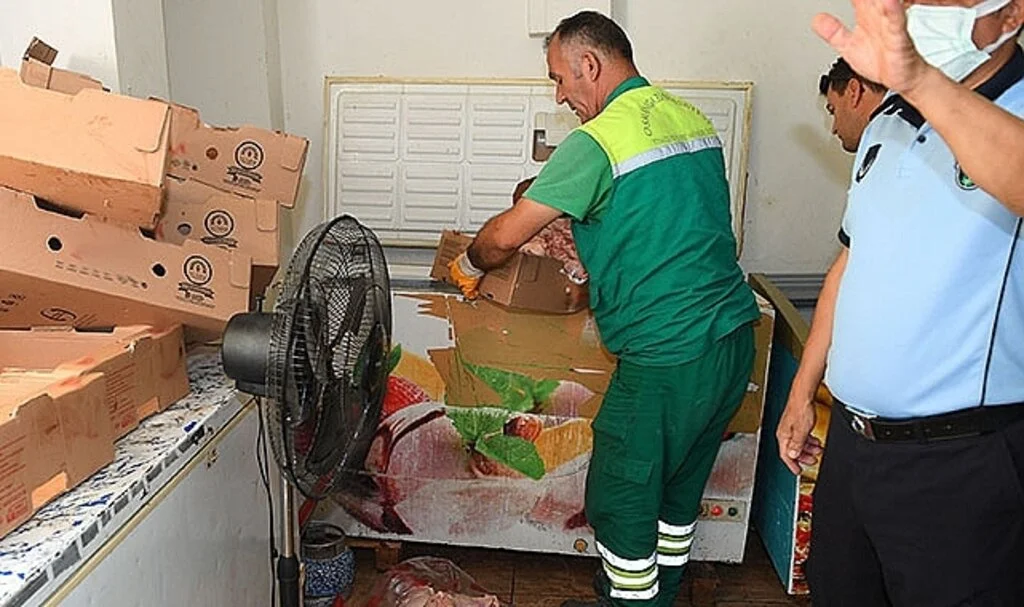 Bursa’da beyaz et deposuna şok baskın