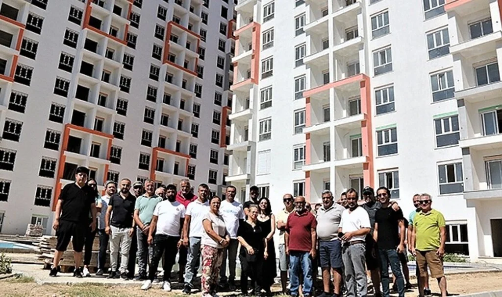 Büyük hayaller ile aldıkları daireleri 11 yıldır tamamlanamadı
