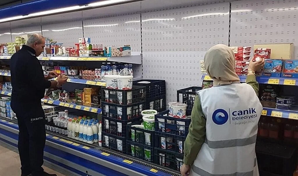 Canik'te zabıtadan hijyen ve etiket denetimi