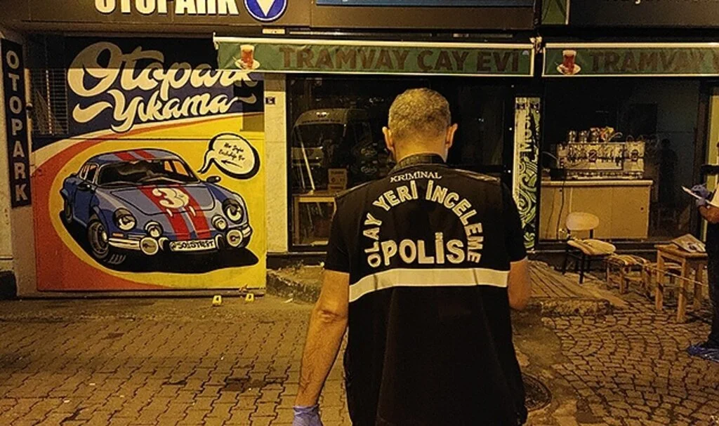 Çay içerken silahlı saldırıya uğrayan şahıs ağır yaralandı