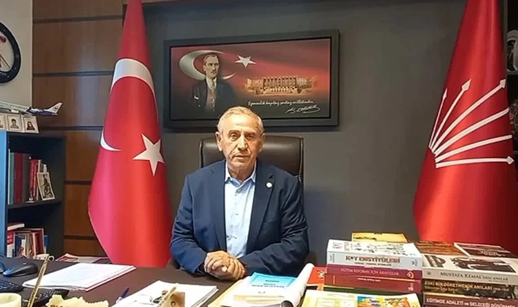 CHP Ankara Milletvekili Yıldırım Kaya:"KPSS'de sorulan 6 soru herhangi bir yayınevinin sorularıyla aynı mıdır ,değil midir ?"