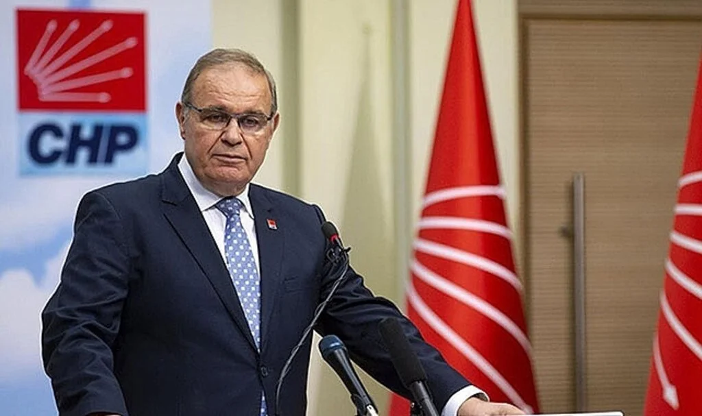 CHP'den dolar rekoru tepkisi:" Az gidildi, uz gidildi..."