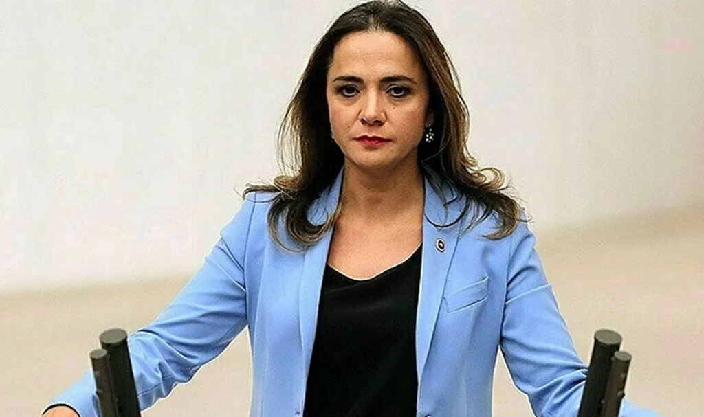 CHP Genel Başkan Yardımcısı Gamze Akkuş İlgezdi :" AK Parti İktidarı Sona Ermedikçe Sınav Şaibeleri, Soru Hırsızlıkları Mülakat Skandalları Bitmeyecek"