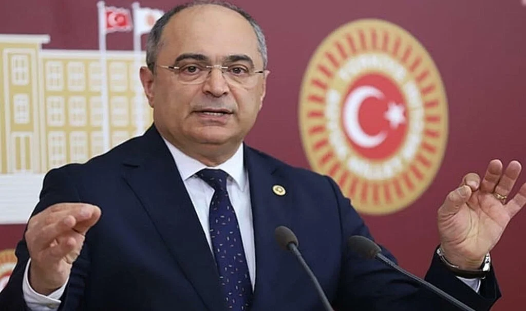 CHP İstanbul Milletvekili Turan Aydoğan'dan  En Düşük Emekli Aylığının Asgari Ücret Seviyesine Çekilmesi İçin Kanun Teklifi 