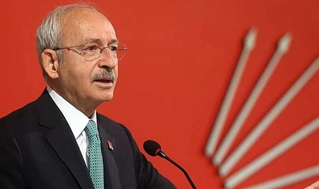 CHP, İzmir'de kampa giriyor