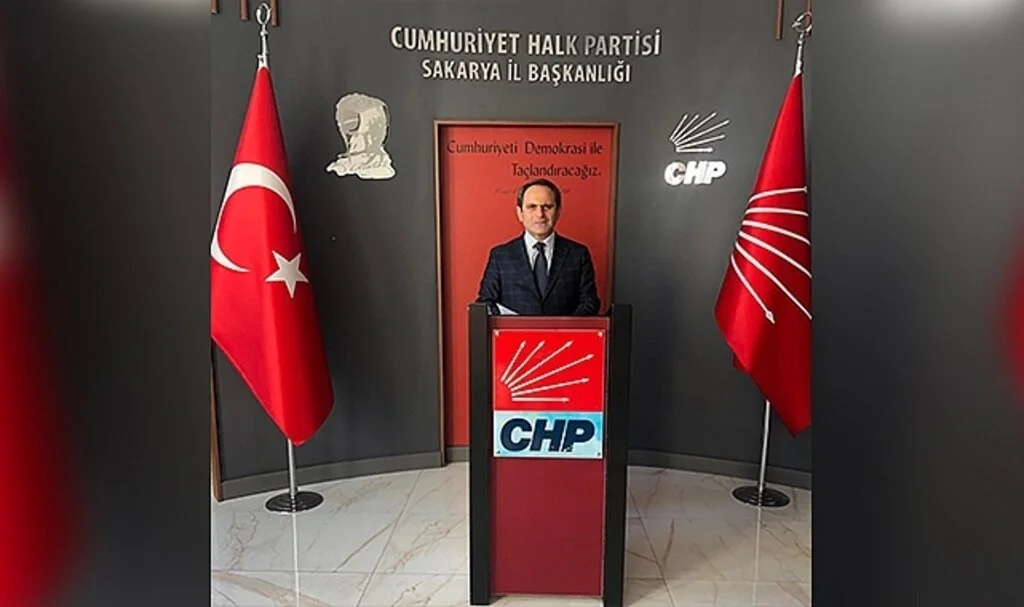 CHP Sakarya İl Başkanı Ecevit Keleş'ten yeni eğitim ve ögretim yılı mesajı