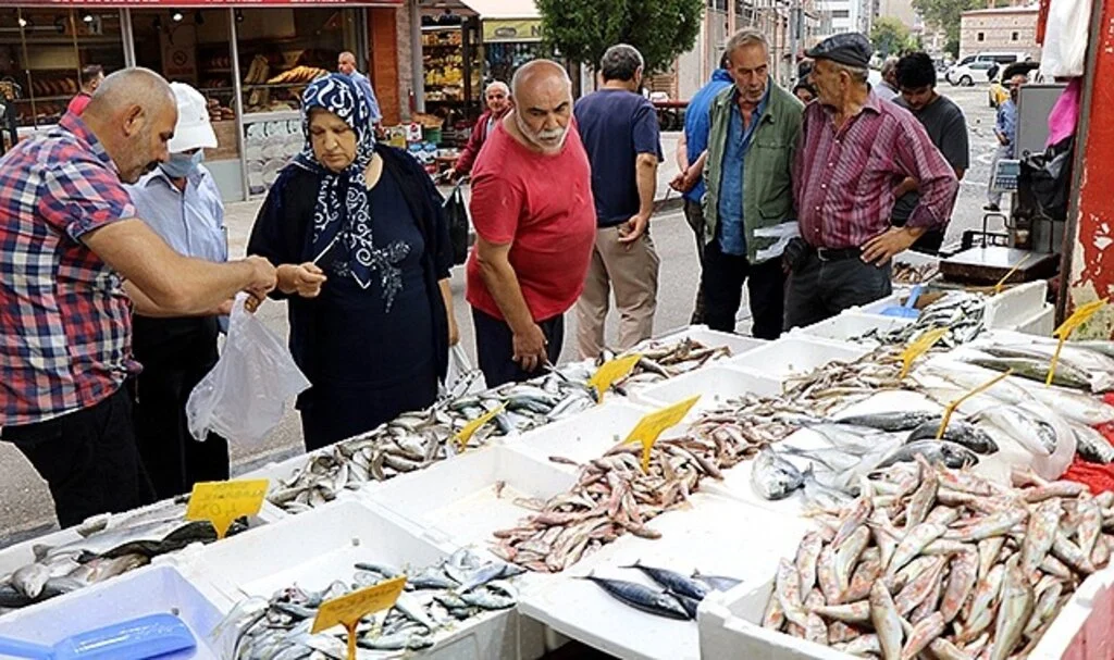 Çinakop tezgahlarda, gözler hala palamutta