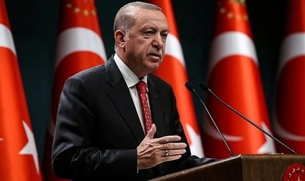 Cumhurbaşkanı Erdoğan'dan 'gelişmiş ülkelere göç' çıkışı: Vatanlarını yaşanmaz bulanlar, vatanlarını yaşanmaz kılanlardır