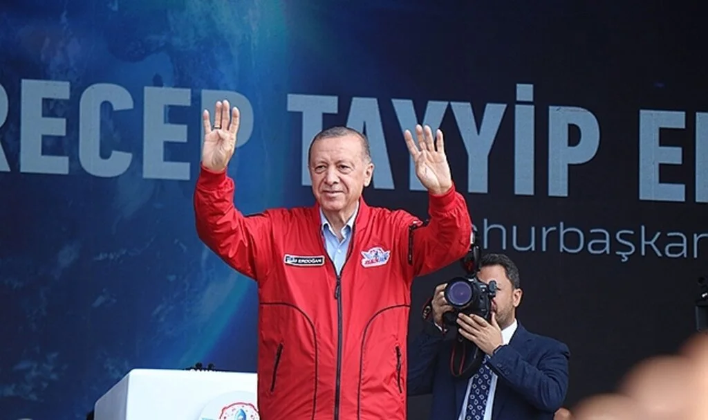 Cumhurbaşkanı Erdoğan’dan Yunanistan’a: “İzmir’i unutma, bir gece ansızın gelebiliriz”