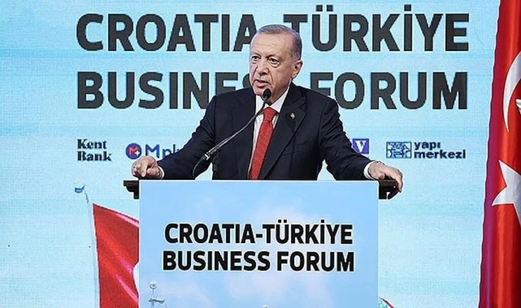 Cumhurbaşkanı Erdoğan:" İnsansız hava araçları teknolojilerinde dünyanın en başarılı 3 ülkesinden biriyiz"