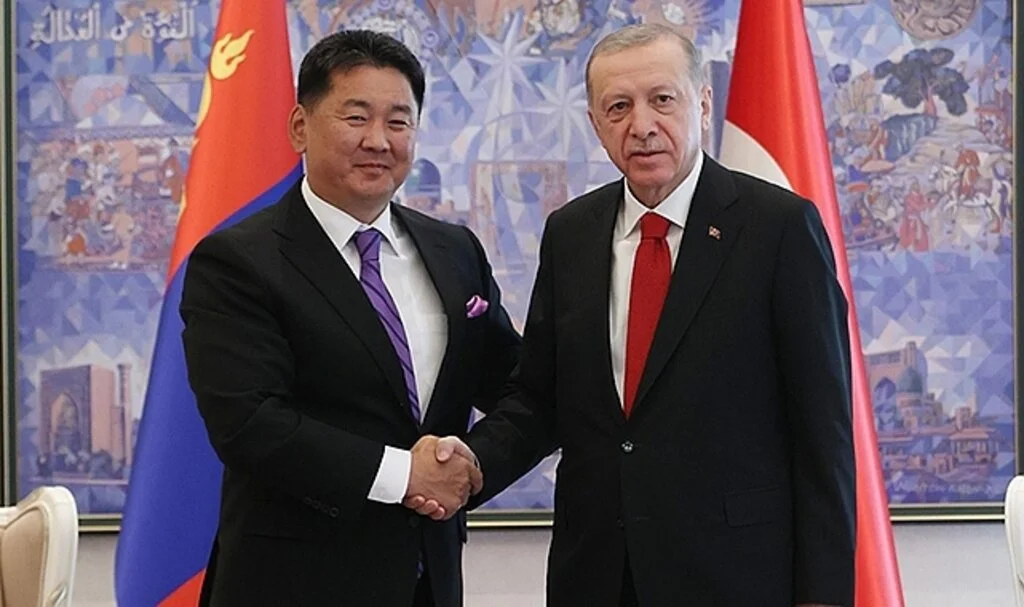 Cumhurbaşkanı Erdoğan, Moğolistan Cumhurbaşkanı Khurelsukh ile bir araya geldi