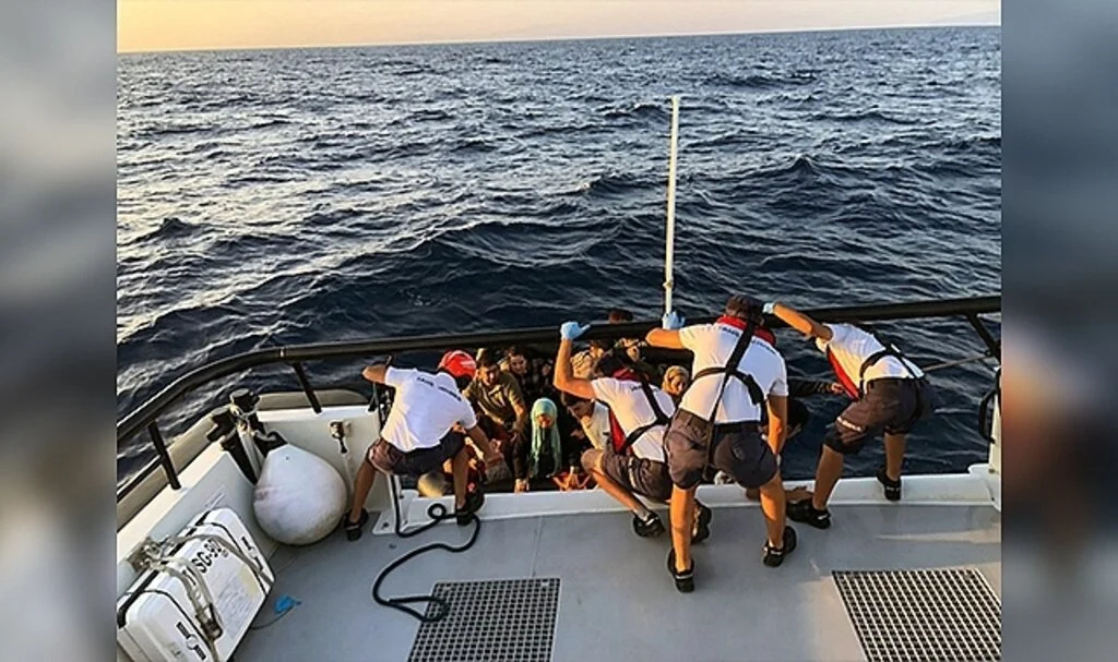 Datça’da 186 düzensiz göçmen kurtarıldı