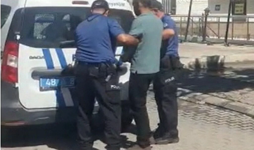 Datça’da aranan bir şahıs yakalandı
