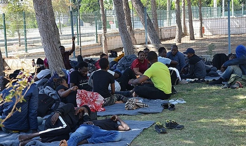 Didim açıklarında 47 düzensiz göçmen yakalandı
