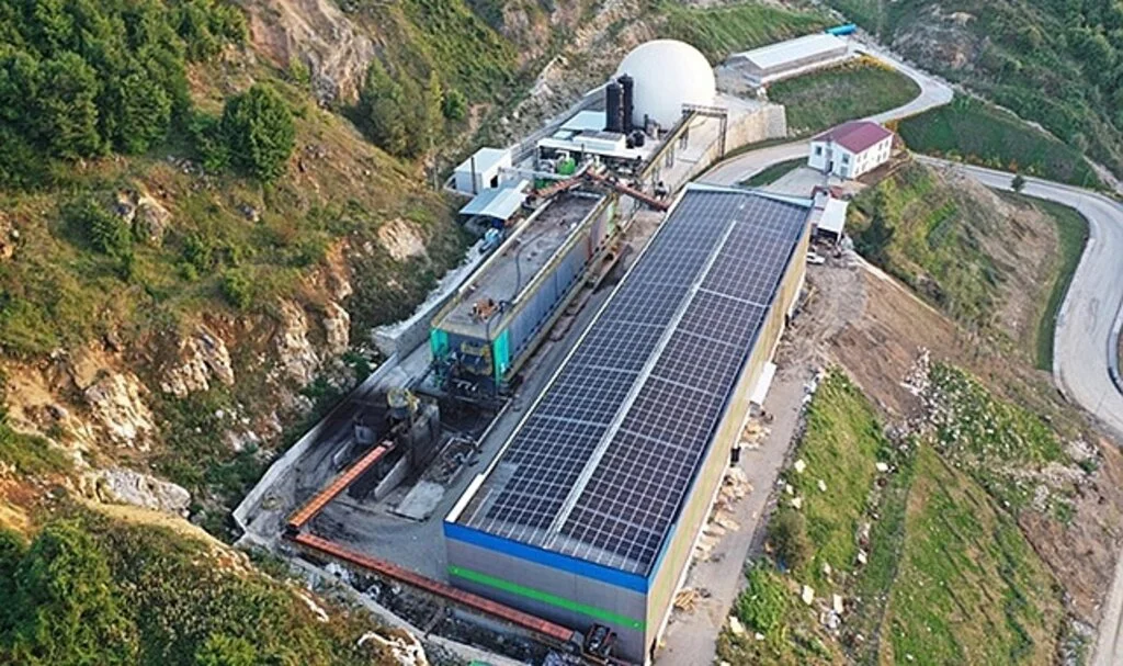 Düzce'deki katı atık tesisi kendi elektriğini üretecek