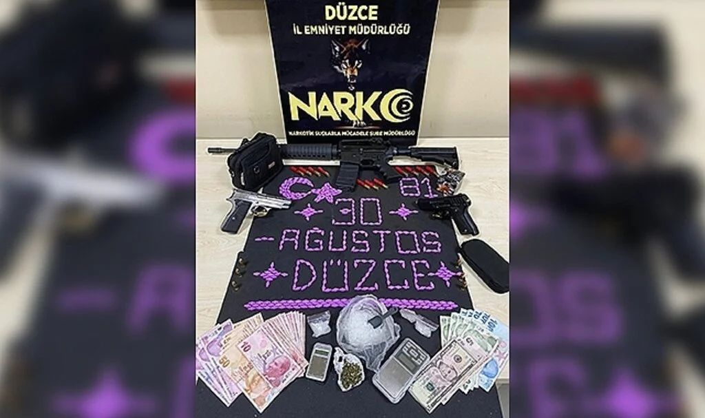 Düzce ve İstanbul’da uyuşturucu operasyonu: 8 gözaltı
