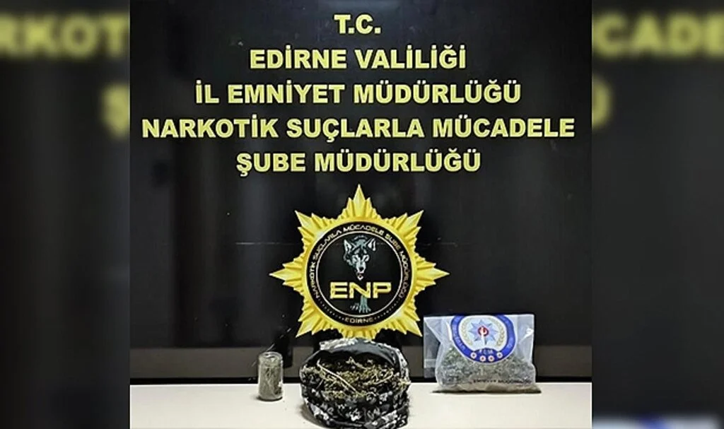 Edirne’de sokak satıcılarına yönelik operasyon düzenlendi
