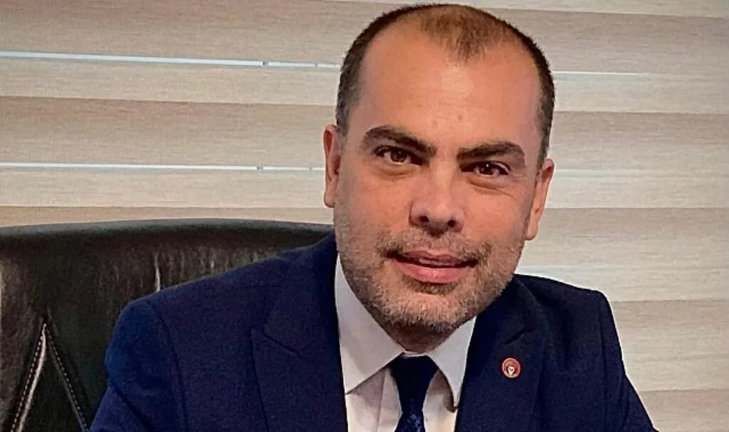Eğitim İş Samsun Şube Başkanı Volkan Erken:'Öğretmen biterse gelecek biter'