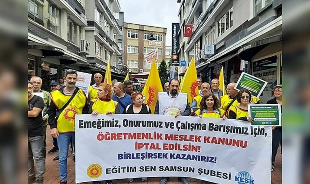 Eğitim Sen Samsun Şube Başkanı Ersin Gür:'Öğretmenlik Kanunu  geri çekilmeli'