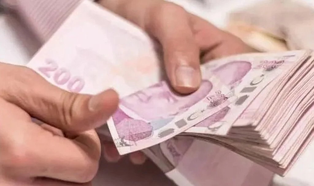 Emeklilerden sonra şimdi de memurlar... Promosyonda dudak uçuklatan rakam: 100 bin liraya çıkabilir!