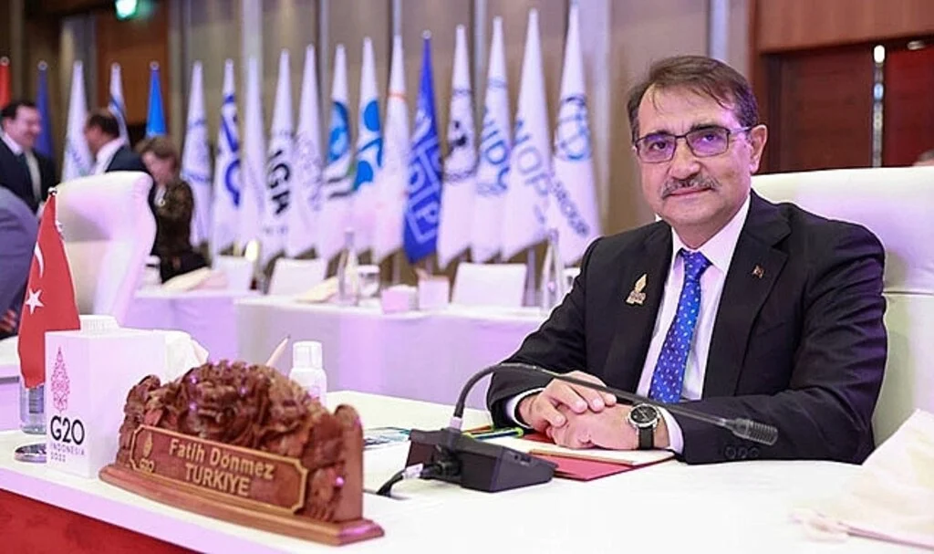 Enerji ve Tabii Kaynaklar Bakanı Fatih Dönmez, G20'de enerjide tüketicileri koruyacak bir model oluşturulmasını önerdi
